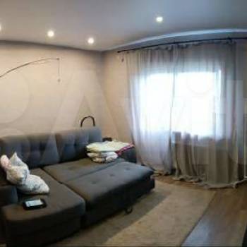 Продается 1-комнатная квартира, 46 м²