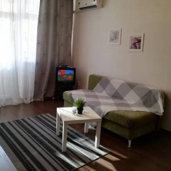 Сдается 1-комнатная квартира, 39 м²