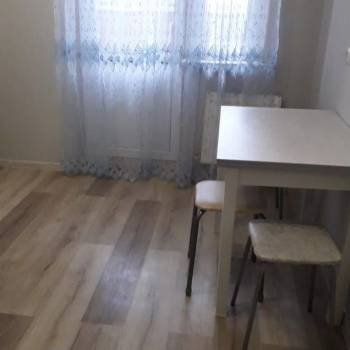 Сдается 1-комнатная квартира, 39 м²