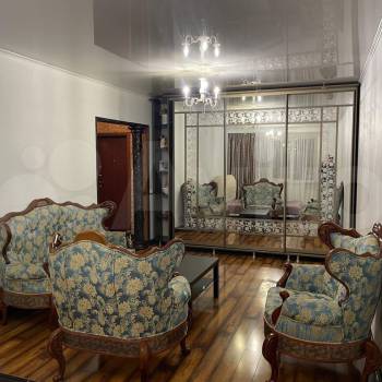 Продается 1-комнатная квартира, 50 м²