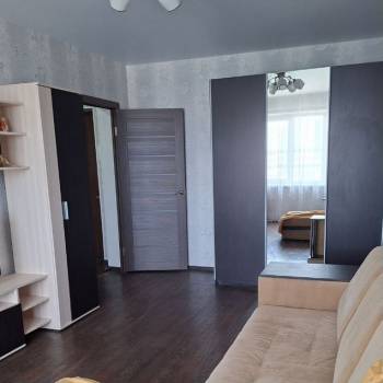 Сдается 1-комнатная квартира, 38 м²