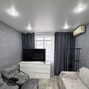 Продается 1-комнатная квартира, 29,7 м²