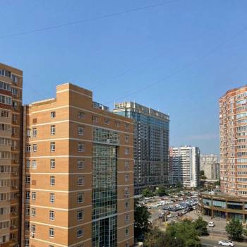 Сдается 1-комнатная квартира, 54 м²