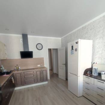 Продается 2-х комнатная квартира, 76 м²