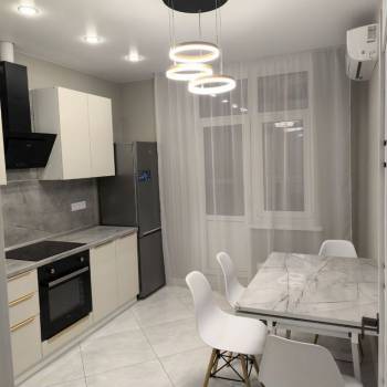 Сдается 2-х комнатная квартира, 60 м²