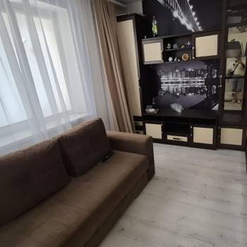 Сдается 1-комнатная квартира, 56 м²