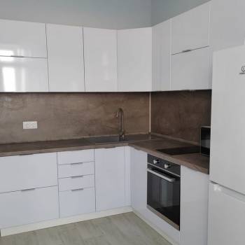 Продается 1-комнатная квартира, 41 м²