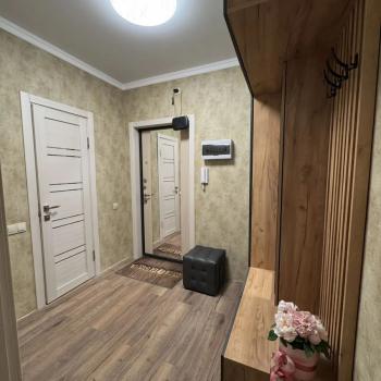 Продается 1-комнатная квартира, 37,5 м²