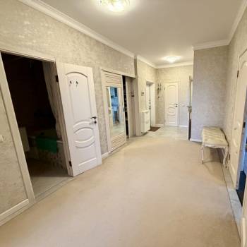 Продается 3-х комнатная квартира, 101,2 м²