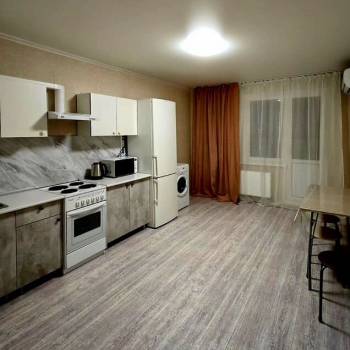 Сдается 2-х комнатная квартира, 67 м²