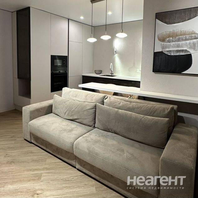 Продажа 2-х комн. квартиры, ЖК Самолёт, ул. Константина Гондаря