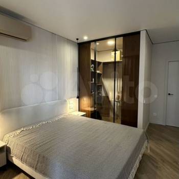 Продается 2-х комнатная квартира, 104,7 м²
