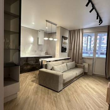 Продается 2-х комнатная квартира, 104,7 м²