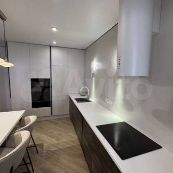 Продается 2-х комнатная квартира, 104,7 м²