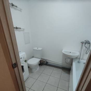 Продается 1-комнатная квартира, 36 м²