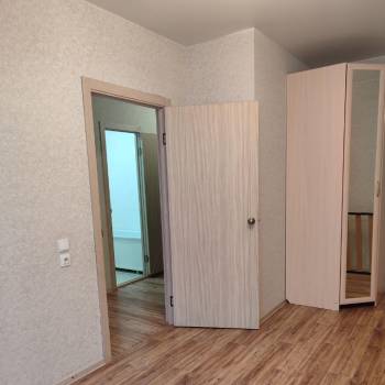 Продается 1-комнатная квартира, 36 м²