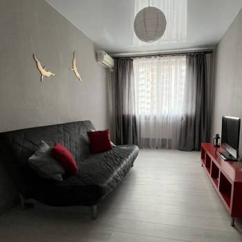 Сдается 1-комнатная квартира, 37 м²