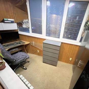 Продается 1-комнатная квартира, 46,8 м²