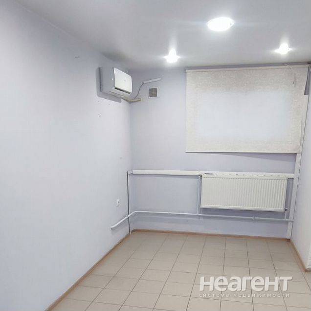 Продаю нежилое помещение, ЖК Почтовый (пр-т имени писателя Знаменского)