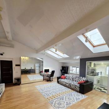 Продается 2-х комнатная квартира, 61,5 м²