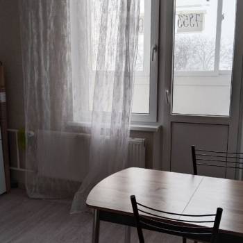 Сдается 1-комнатная квартира, 37 м²