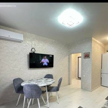 Сдается 1-комнатная квартира, 38 м²