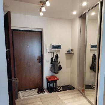 Продается 1-комнатная квартира, 40,4 м²