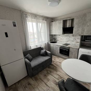 Продается 1-комнатная квартира, 36,9 м²