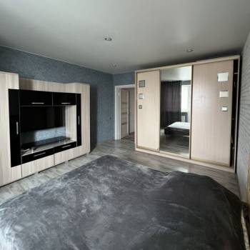 Продается 1-комнатная квартира, 36,9 м²