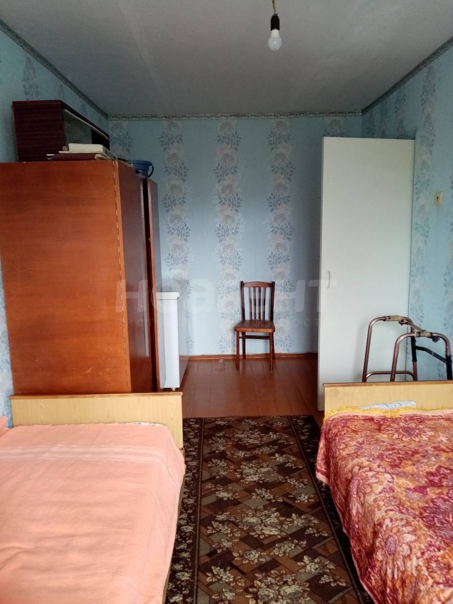 Продам 3-х ком. квартиру, п. Целинный, Славянский район (ул. Зеленая)