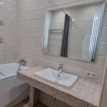 Продается 2-х комнатная квартира, 76 м²