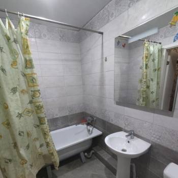 Сдается 1-комнатная квартира, 43 м²