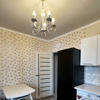 Сдается 1-комнатная квартира, 42 м²