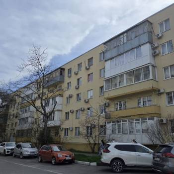 Продается 1-комнатная квартира, 51,6 м²