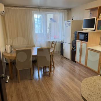 Продается 2-х комнатная квартира, 72 м²