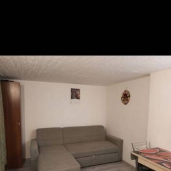 Продается 1-комнатная квартира, 28,4 м²