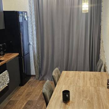 Продается 1-комнатная квартира, 36 м²