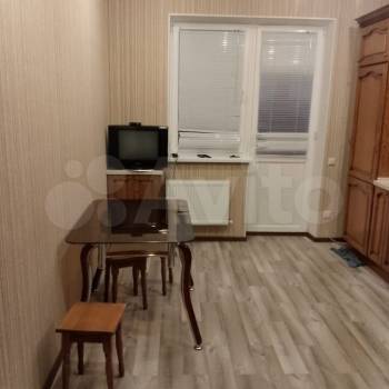 Сдается 1-комнатная квартира, 48 м²