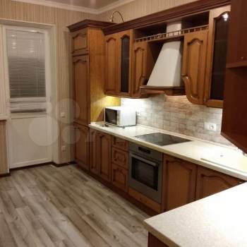 Сдается 1-комнатная квартира, 48 м²