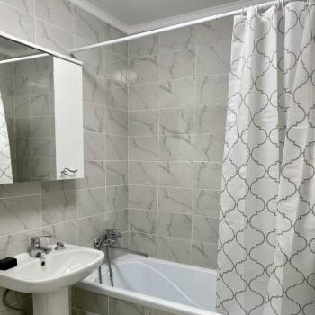 Сдается 2-х комнатная квартира, 65 м²