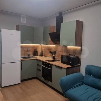 Сдается 1-комнатная квартира, 42 м²