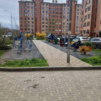 Продается 1-комнатная квартира, 35 м²