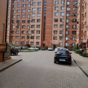 Продается 1-комнатная квартира, 35 м²