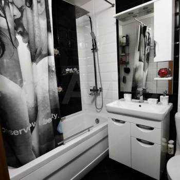 Продается 1-комнатная квартира, 48,8 м²