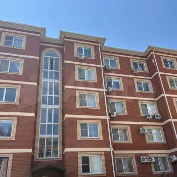 Продается 1-комнатная квартира, 46 м²