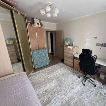Продается 1-комнатная квартира, 34 м²