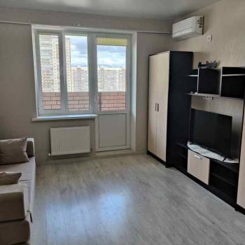 Сдается 1-комнатная квартира, 44 м²