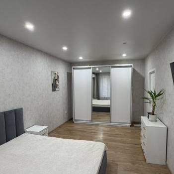 Продается 2-х комнатная квартира, 63 м²