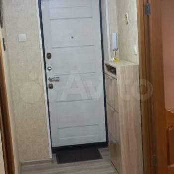 Продается 1-комнатная квартира, 60 м²
