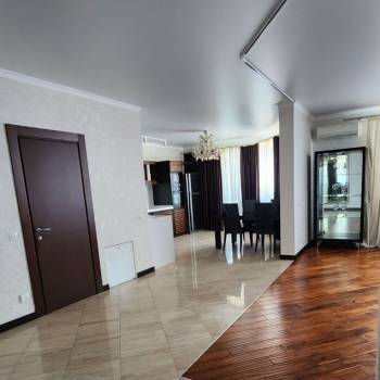 Продается 3-х комнатная квартира, 127,2 м²